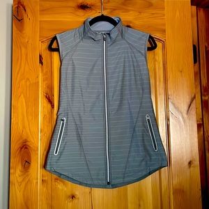 Athleta vest gray small.